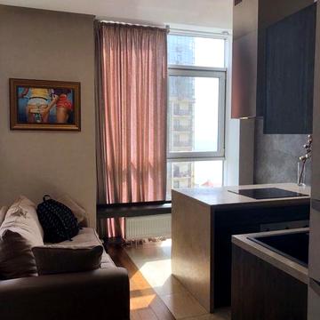 Сдам срочно 1 ком кв 8 жемчужина Французский бульвар