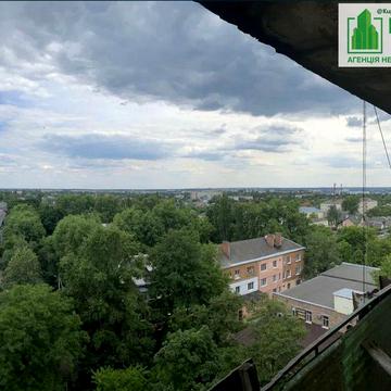 Продаж 4-кімнатної квартири на Новомиколаївці