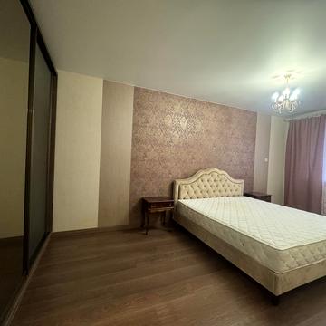 Боголюбова вул., 3