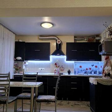 Власник..Дніпро. Провулок Штабний 1. Перемога 6.Здам трьокімнатну квар