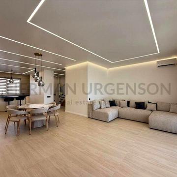 Продаж таунхаусу 123 м.кв / 2 сотки / КМ New Village