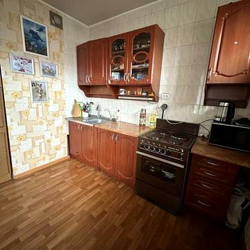 Продам 2-х ком Левобережный -3 ,пр.Мира Караван