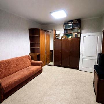 Продаж 1к Квартира Тенісна вулиця