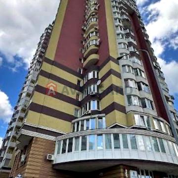 Харківське Шосе Вирлиця 5хв простора 4-х кімнатна