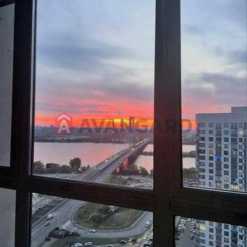 Найкраща ціна Славутич Осокорки простора 1-но кім квартира євро двушка ЖК Славутич