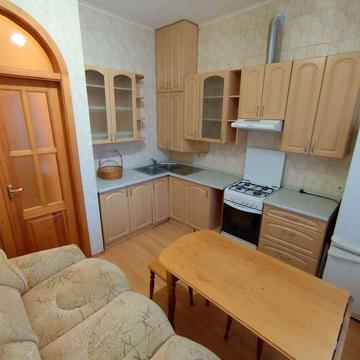 Оренда 1к квартира Центр Набережна вул Мономаха