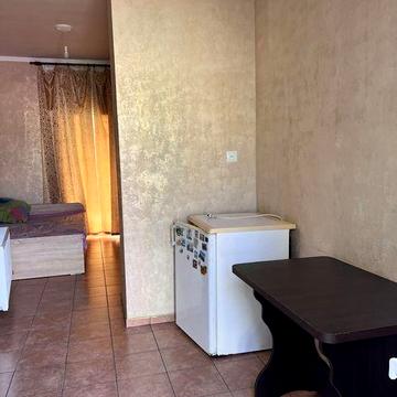 Сдаю квартиру ул Агрономическая 174 ( остановка селикат)