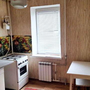 здам 1 кімн кв Ближній Намив 5\9 цегла 38 м,меблі техніка,гарний район