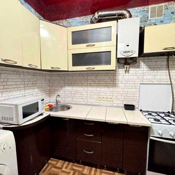 Вул.Коперника 17,оренда 2к квартири з газом,м. Лукянівська 5 хв.