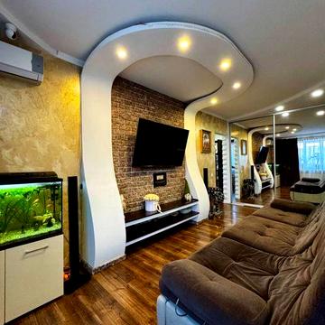 Продажа 3 ком. 9 мкрн. Левый берег