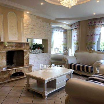 Продам сучасний  будинок в Одесі