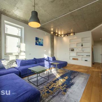 Миколи Міхновського бульв. (Дружби народів), 14-16