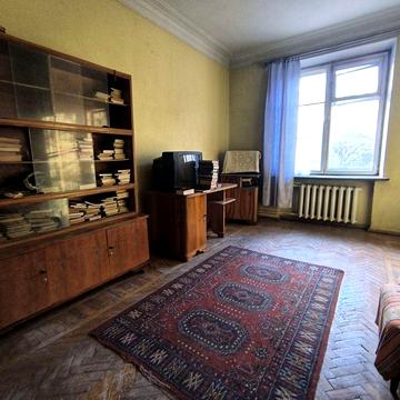 Продається 2 кім.кв Центр, Театральна