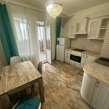 Евродвушка 50 метров  . Ремонт , мебель . Таирова .