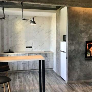 Реальная 2-ка в Центре, Исторический Музей, Левада, Университетская