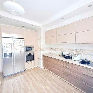 А. Ахматової 22, 2к квартира, Позняки, Ліфт працює під час відключень