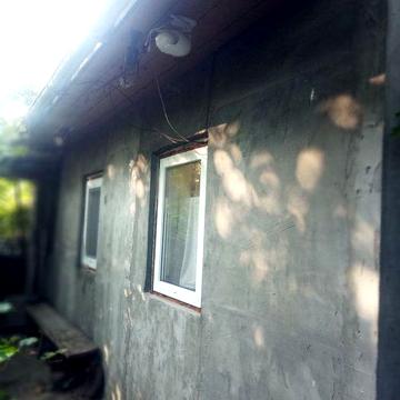 Будиночок в селі Хацьки 20 соток землі приватизованих