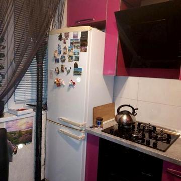 2 квартира новые дома, дворец спорта, ньютона 115а, 8000+свет и газ