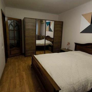 Продаж 3к Квартира Олексія Вадатурського (Маршала Малиновського) вулиця