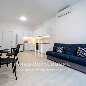 Бульварно-Кудрявська вул. (Воровського), 17