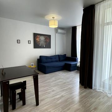 Салютна вул., 2к4