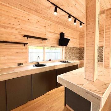 Новий будинок з газоблоку під Київом