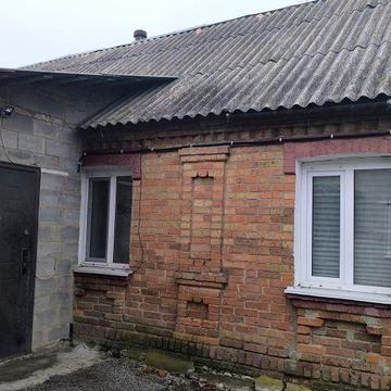 Продам цегляний будинок в селі Пятигірка з зручностями