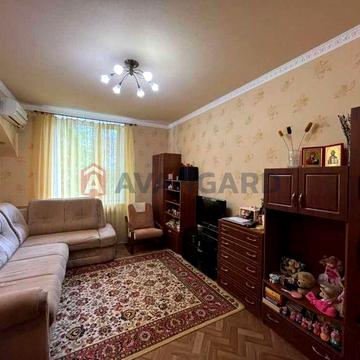 2-комнатная сталинка центре, газовая автономка