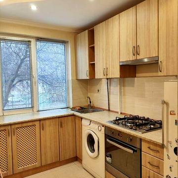 2к.квартира вул.Нарбутівська