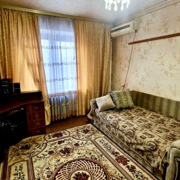 Продам 2 комнатную квартиру на Тополе.