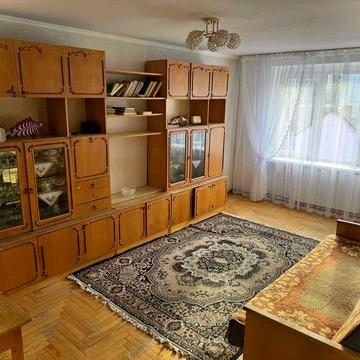 Продам 3-кімнатну квартиру | вул. Стебницька (р-н Стебницького кільця)