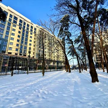 Простора двокімнатна в центрі міста. ЖК з підземним паркінгом! ЖК Роял парк