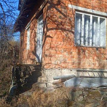 Будинок в Старих Кутах