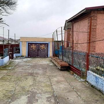 Продаеться будинок, сел.Широколанівка,60км. від міста Миколаїв.