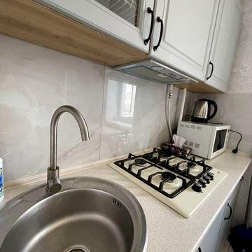 Оренда затишноі 1 кмн кв в тихому Центрі.Світло завжди є!