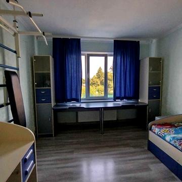 Простора 3-х кв. 2-й поверх. Від власника. 80 000 $