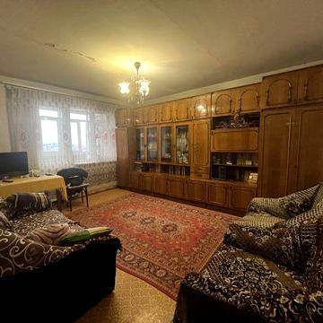 Здається 3 кімнатна квартира вул  Узбецька