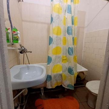 Здам  1 ну. Квартиру.район Жд.вокзала. з а/о.