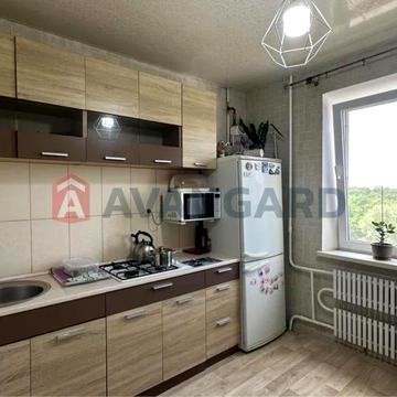 Металургів просп., 86а