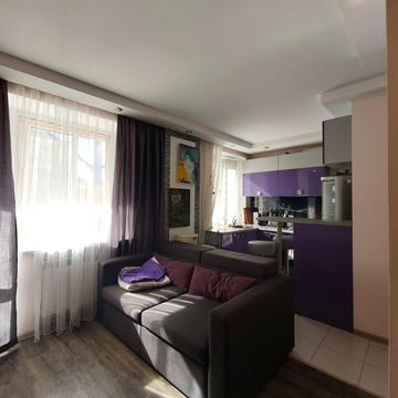 Будівельників вул., 26/8