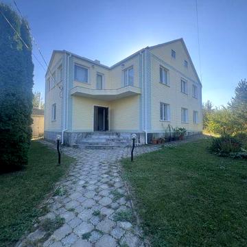 Продам чудовий будинок.