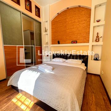 Мала Житомирська вул., 16/3