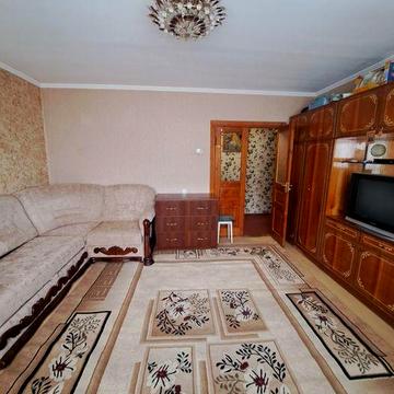 Оренда 3-кімн. кв-ри по вул. Чукаріна  за 12 000 грн./міс.+К.П.