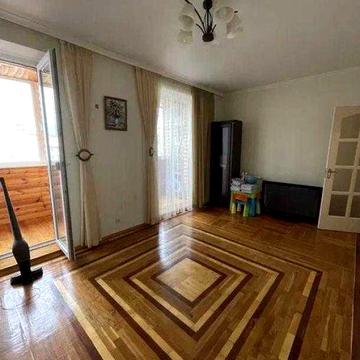 Продам 2к квартиру в Індустріальному районі