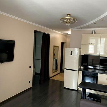 Петра Калнишевського вул. (Михайла Майорова), 7