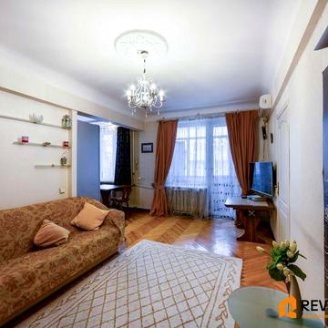 БЕЗ % Оренда 2к квартири по вул. Спаська 25. Поділ, 3 пов, газ