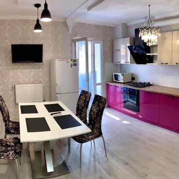 Кобилянської вул., 3