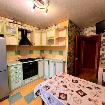 Здам в оренду двокімнатну квартиру по вулиці Черняховського