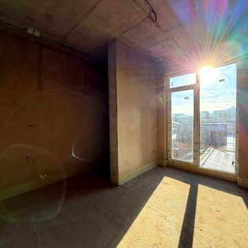 БЕЗ КОМІСІЇ 2К Квартира (центр міста та Пивзавод) в Клубному Будинку!