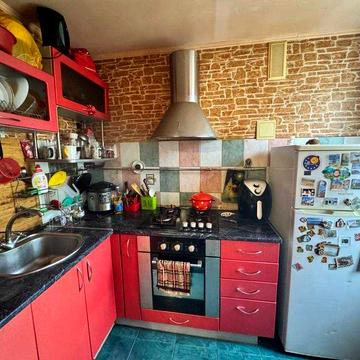 Продаж 2к квартири на 4-й Дитячої лікарні/Космонавтів